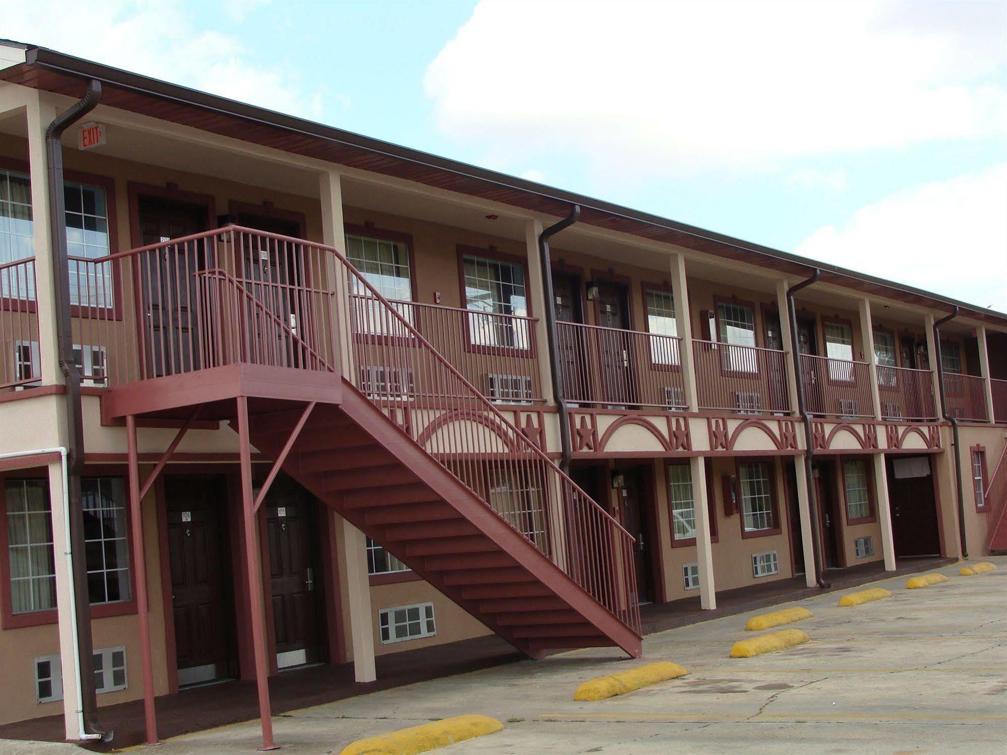 Colonial Inn Hammond Esterno foto
