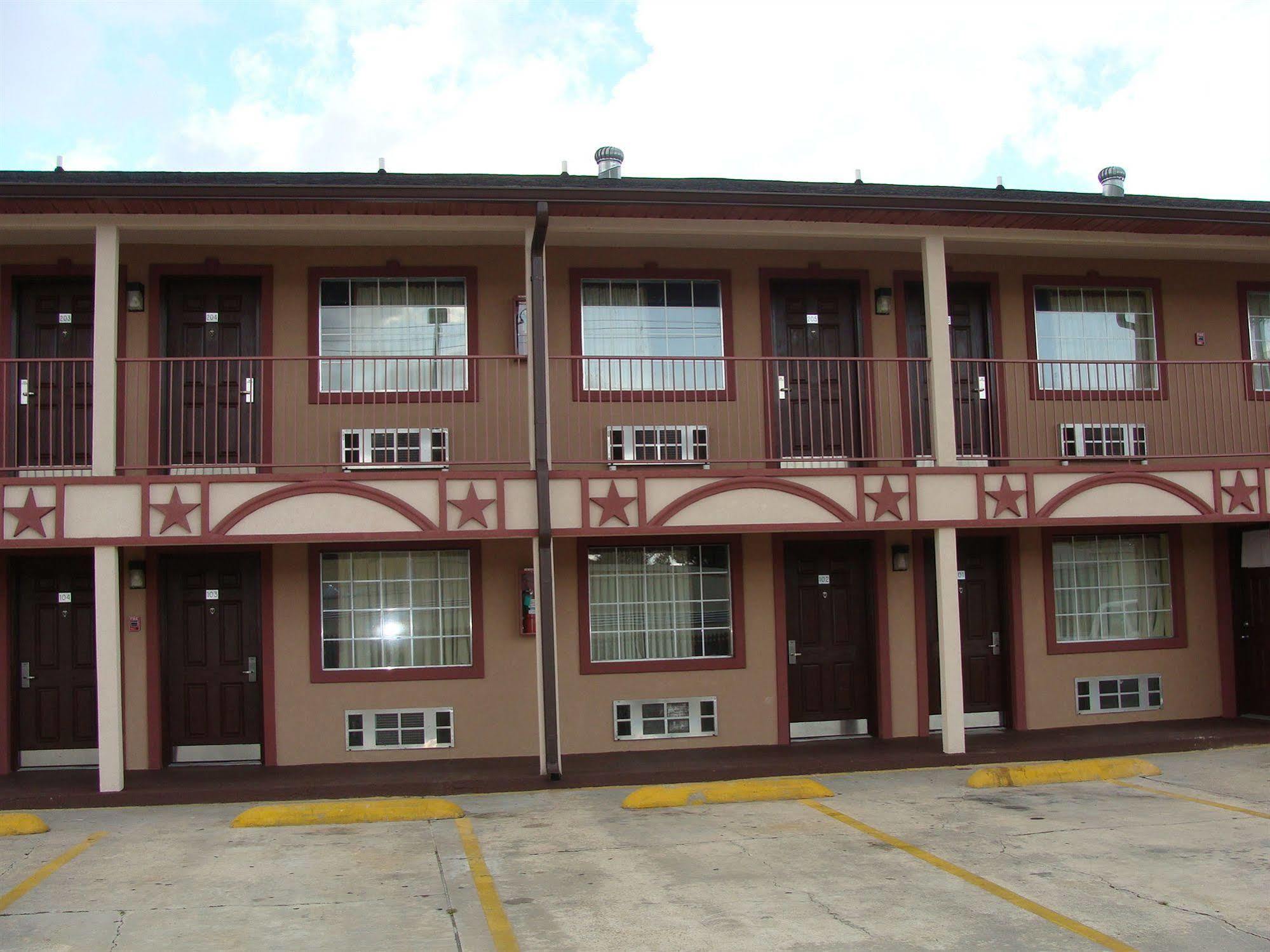 Colonial Inn Hammond Esterno foto